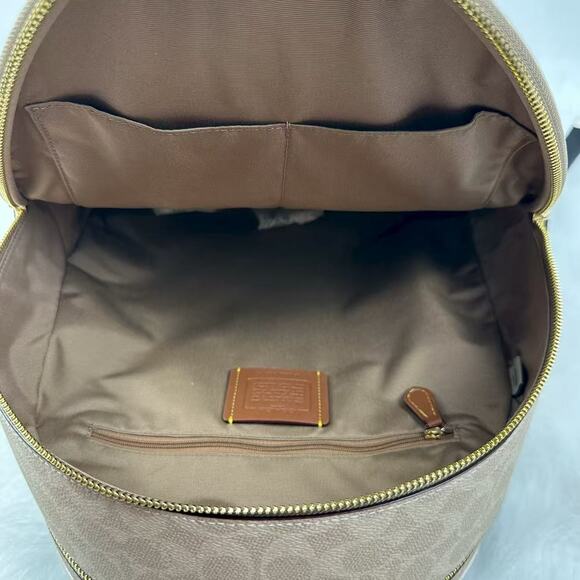 Coach Large Court Backpack In Signature Canvas CZ175 Gold/Sand/Chalk NWT - Picture 6 of 10